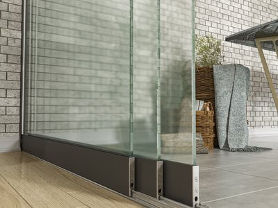 Staklena klizna stijena s 3 šine antracit do 2660 mm širine (3x 900 mm staklo) Staklena klizna stijena s 3 šine antracit do 2660 mm širine (3x 900 mm staklo)